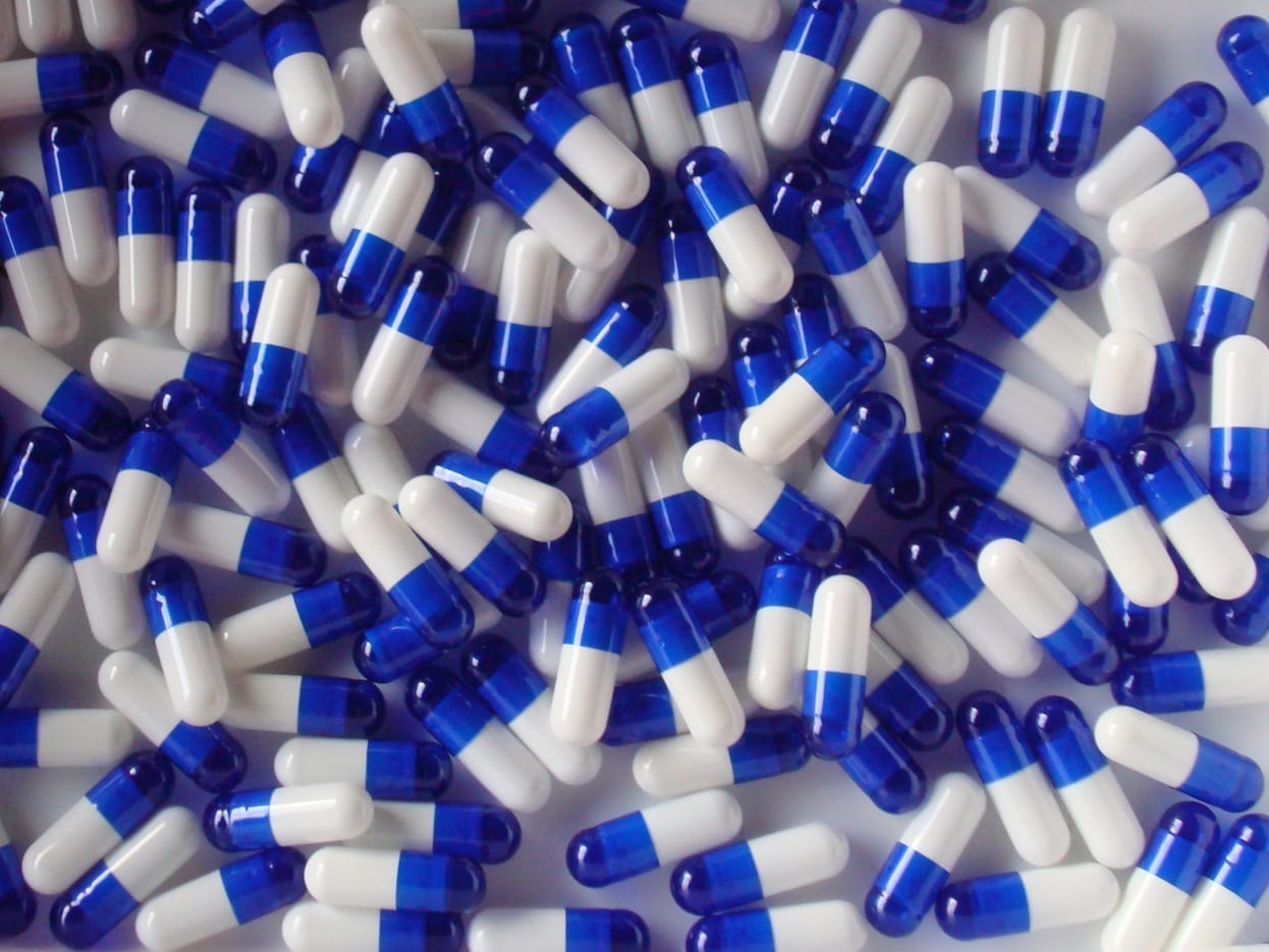 White and Translucent Blue Size 1 Two Tone Empty Gelatin Capsules