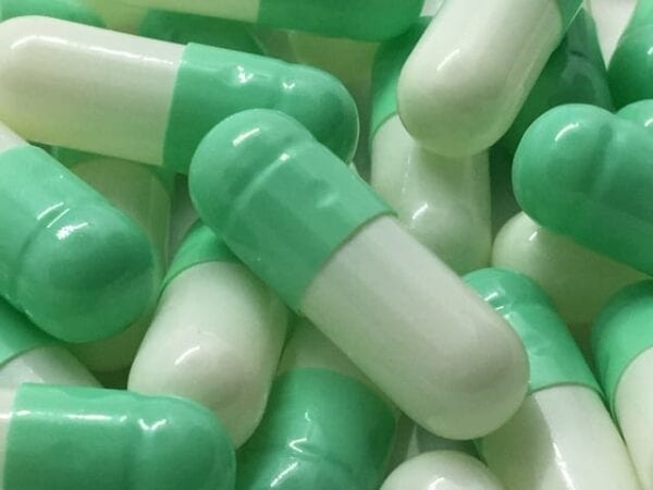 empty-gelatin-capsules-gelcaps-size 3-green-mint