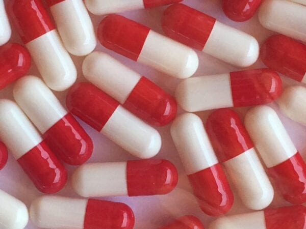 gelatin-capsules-size-4-red-white
