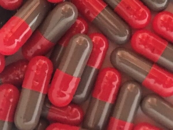 size 4-gelcaps-red-gray-empty-gelatin-capsules-